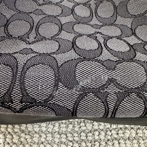 COACH  TOTE F27579 /HAND BAG EUC Black Leather and Canvas. - Picture 11 of 15